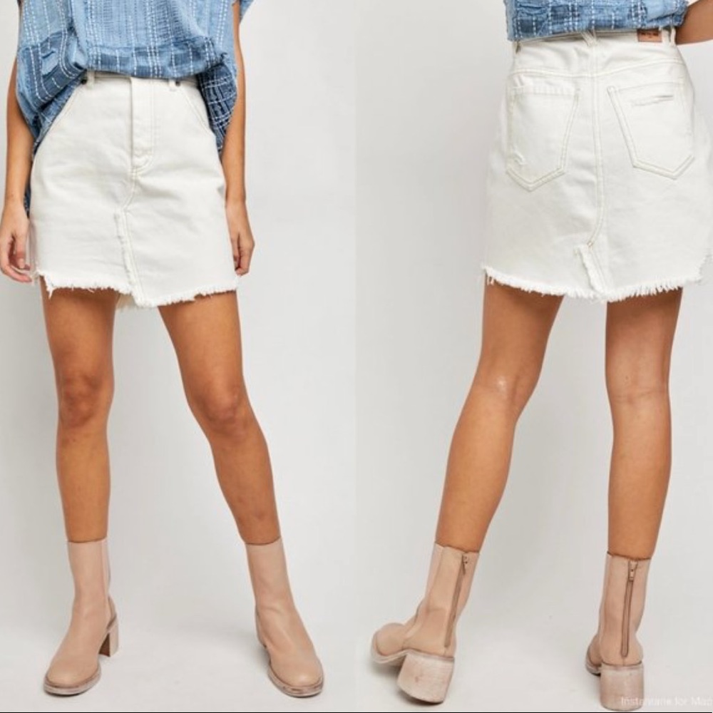 We the Free by Free People White Raw Hem Mid Rise Jean Mini Skirt